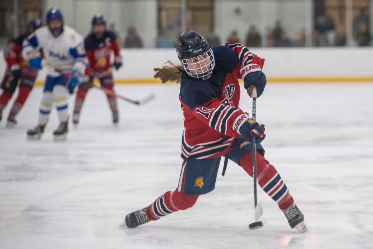 Orono girls vs Holy Angels Feb17-23 Earl Ebensteiner33